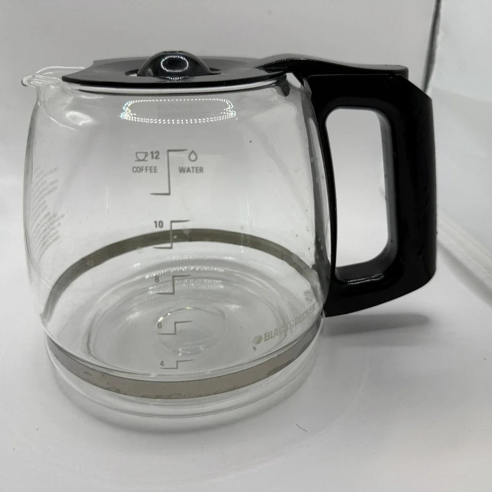 Black‎ and Decker 12 Cup Replacement Coffee Carafe Glass Pot Black Handle Clear